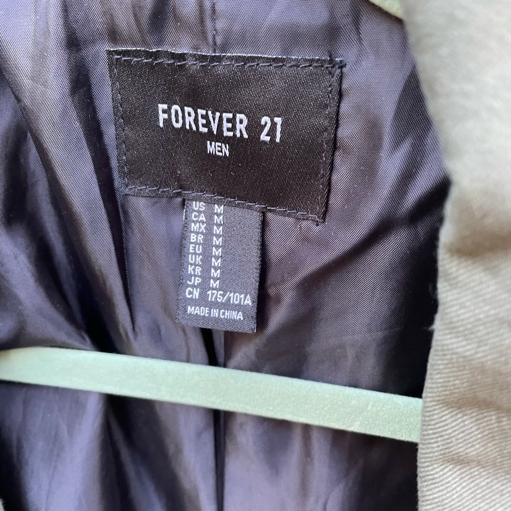 Green jacket - Picture 2 of 3